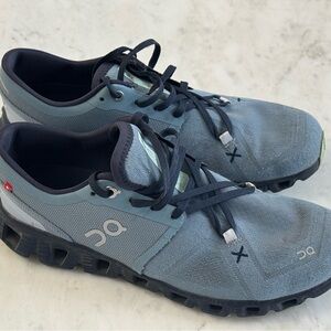 On running shoes - cloud x